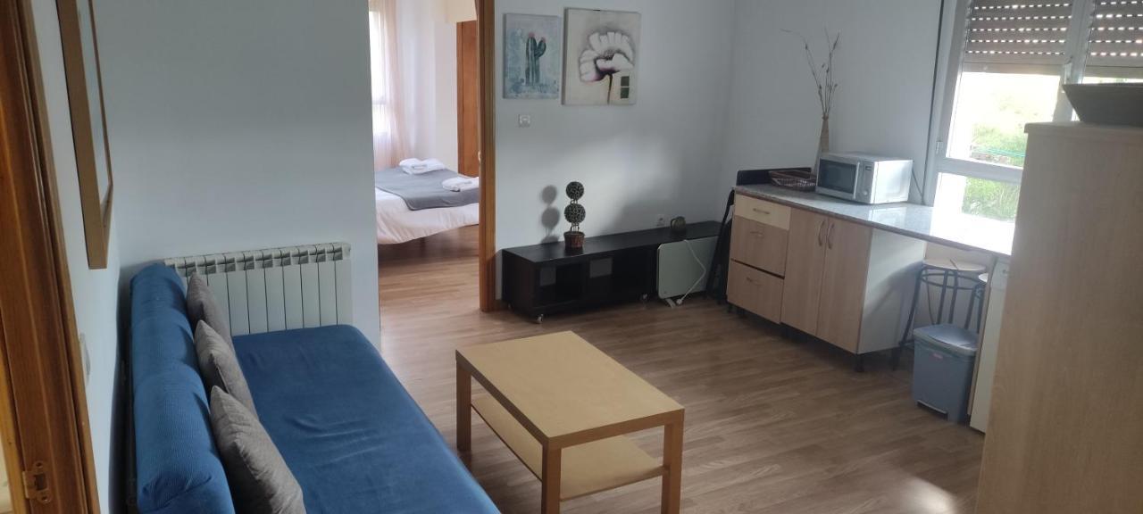 El Cruce 1 Y 2 Apartment Вилафранка дел Биерсо Екстериор снимка