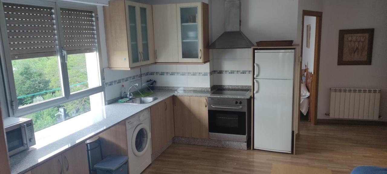 El Cruce 1 Y 2 Apartment Вилафранка дел Биерсо Екстериор снимка