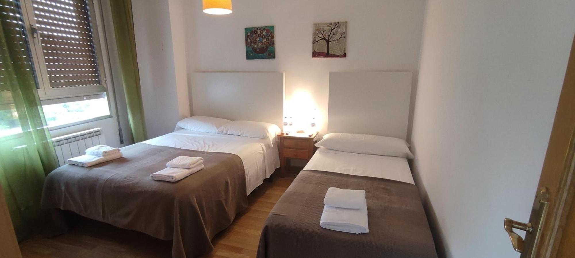 El Cruce 1 Y 2 Apartment Вилафранка дел Биерсо Екстериор снимка